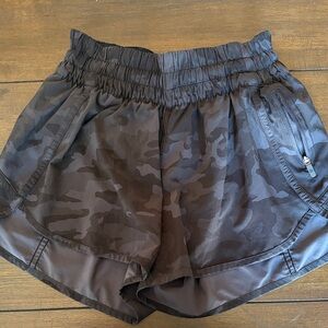 Lululemon Athletica Black Camo Athletic Shorts